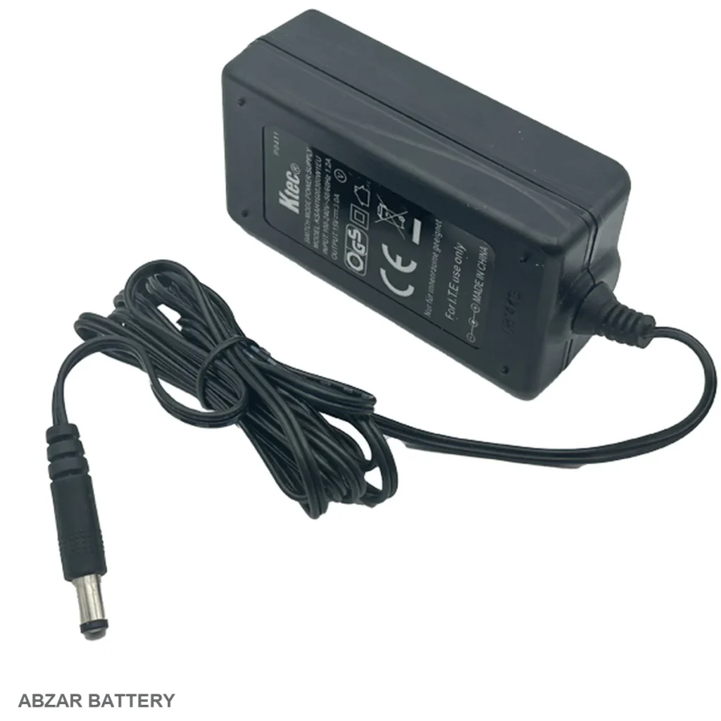 آداپتور 15 ولت 3 آمپر 15 V برای دستگاه‌های سازگار با آداپتور عمومی