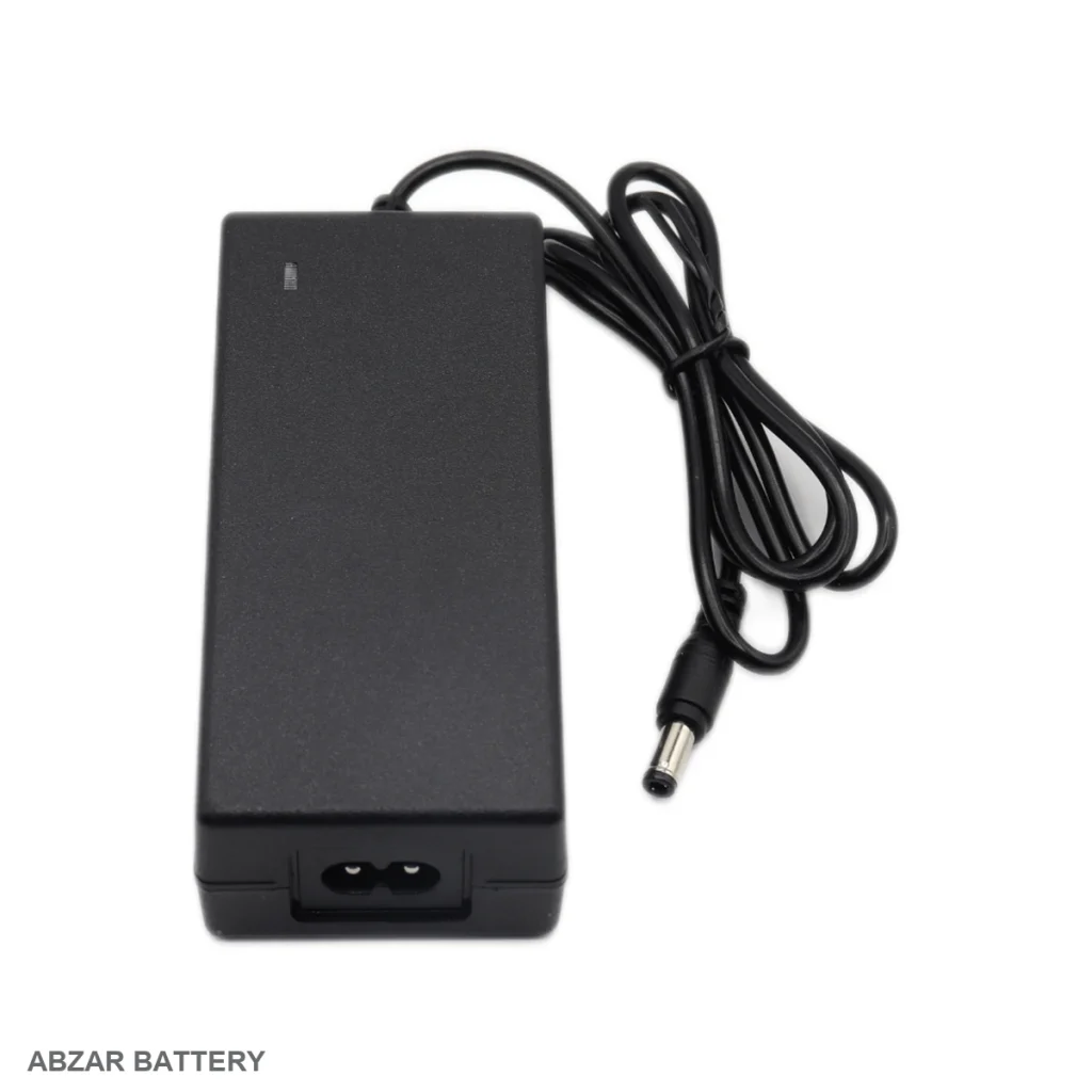 شارژر 21 ولت 2 آمپر لکسوس 21 V برای شارژ باتری لیتیوم‌یون سازگار